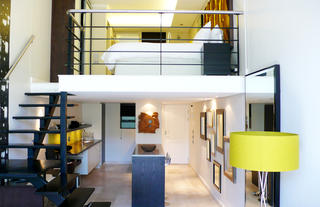 Hippo City Lights Suite